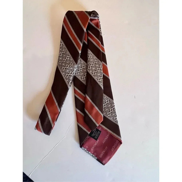 Vintage 𝅺Givenchy brown and ivory striped mens tie - Picture 2 of 6